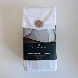 2/$30 Fieldcrest Queen Bedskirt in white